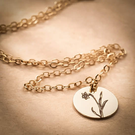 Personalised birth flower jewellery piece by PearlStone.Art